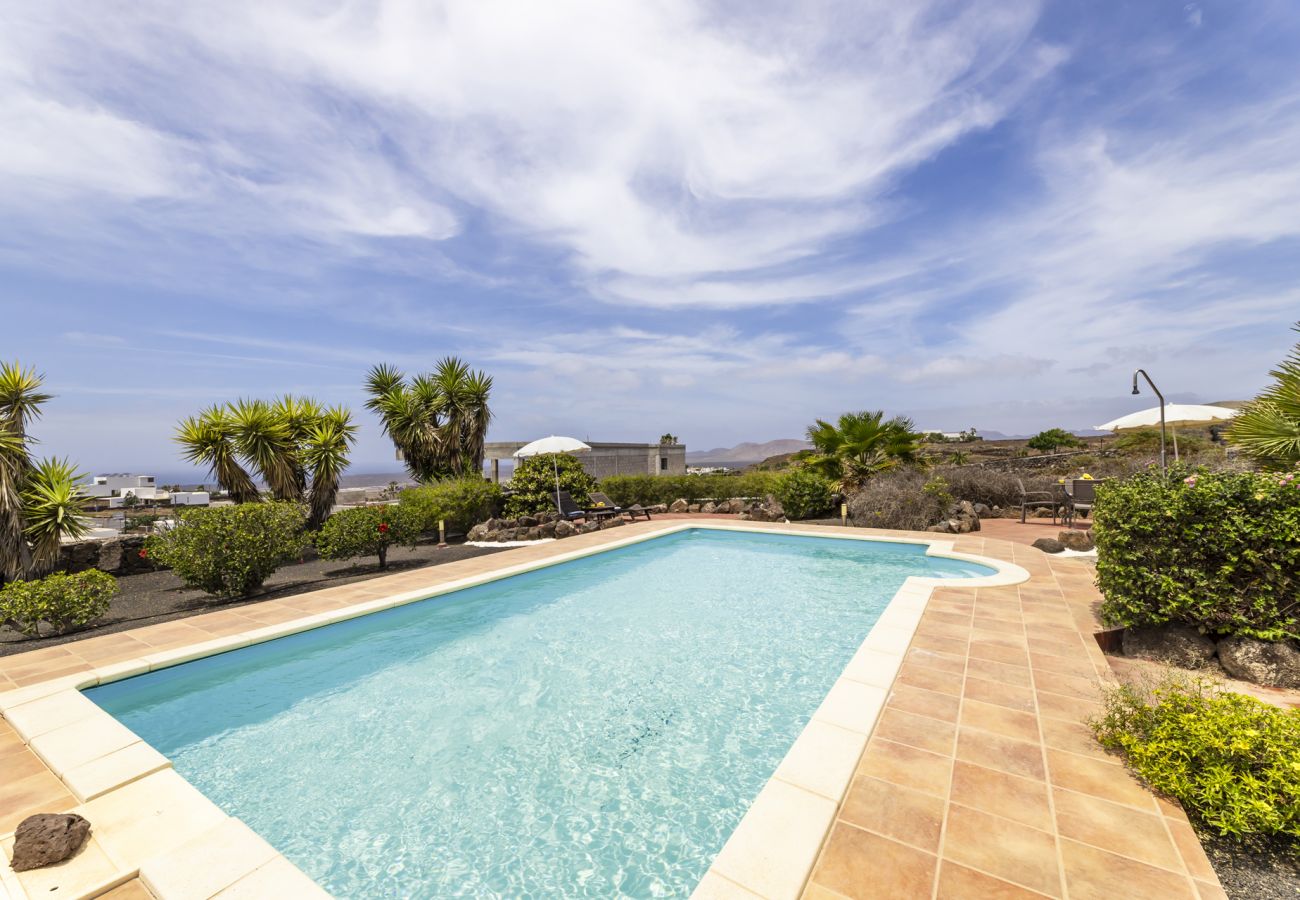 Apartamento en Las Breñas - Jaretas - Apartamento rural con piscina 