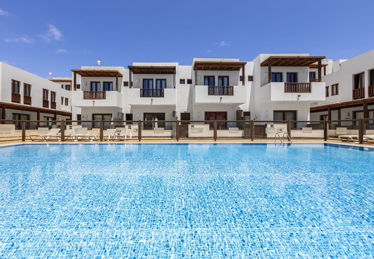 Terraced House in Puerto Calero - La Malvarrosa