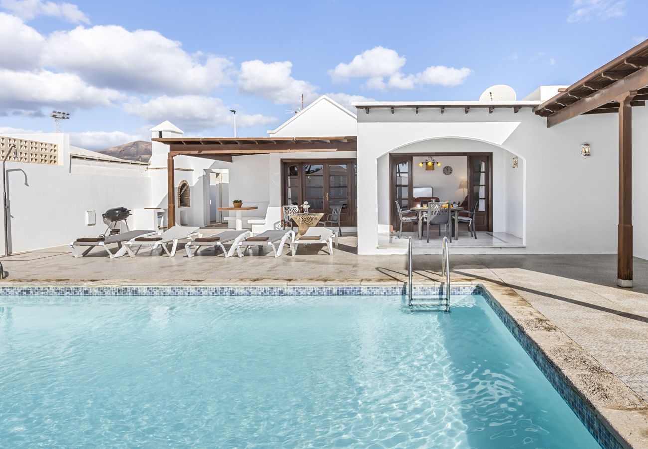 Villa in Puerto del Carmen - Villa Eva - Villasexperience