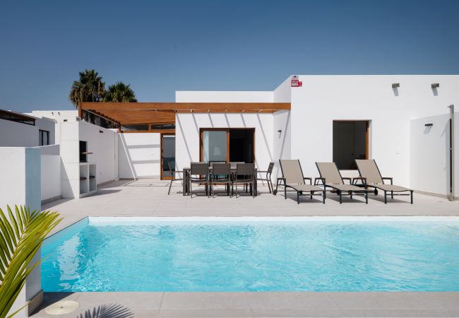 Villa/Dettached house in Playa Blanca - Villa Blanca - Altos de Lanzarote