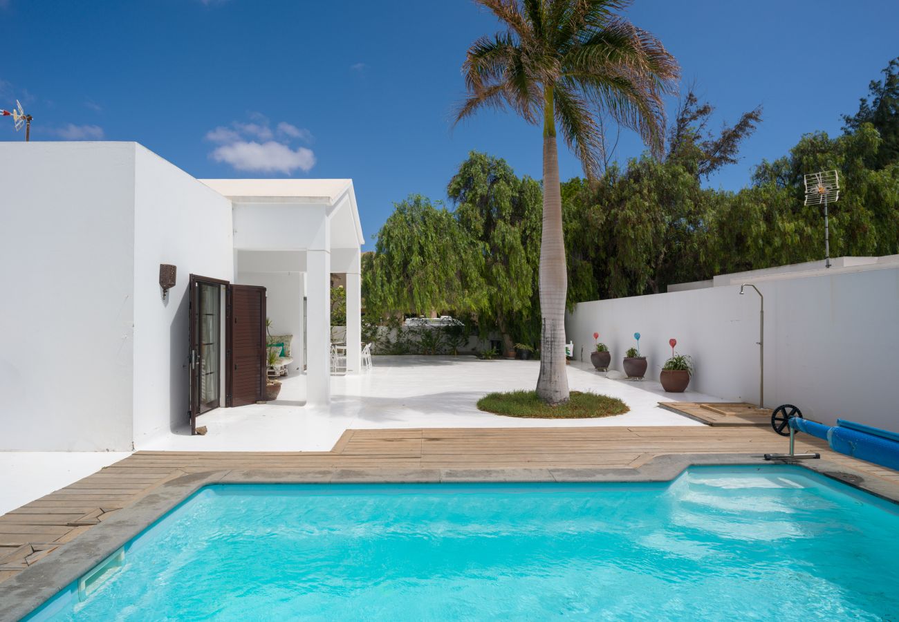 Villa in Costa Teguise - Villa Lola - VipVipVillas