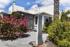 Apartment in San Bartolome - Suite Dragos