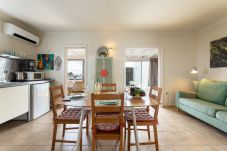 Apartment in San Bartolome - Suite Arthouse